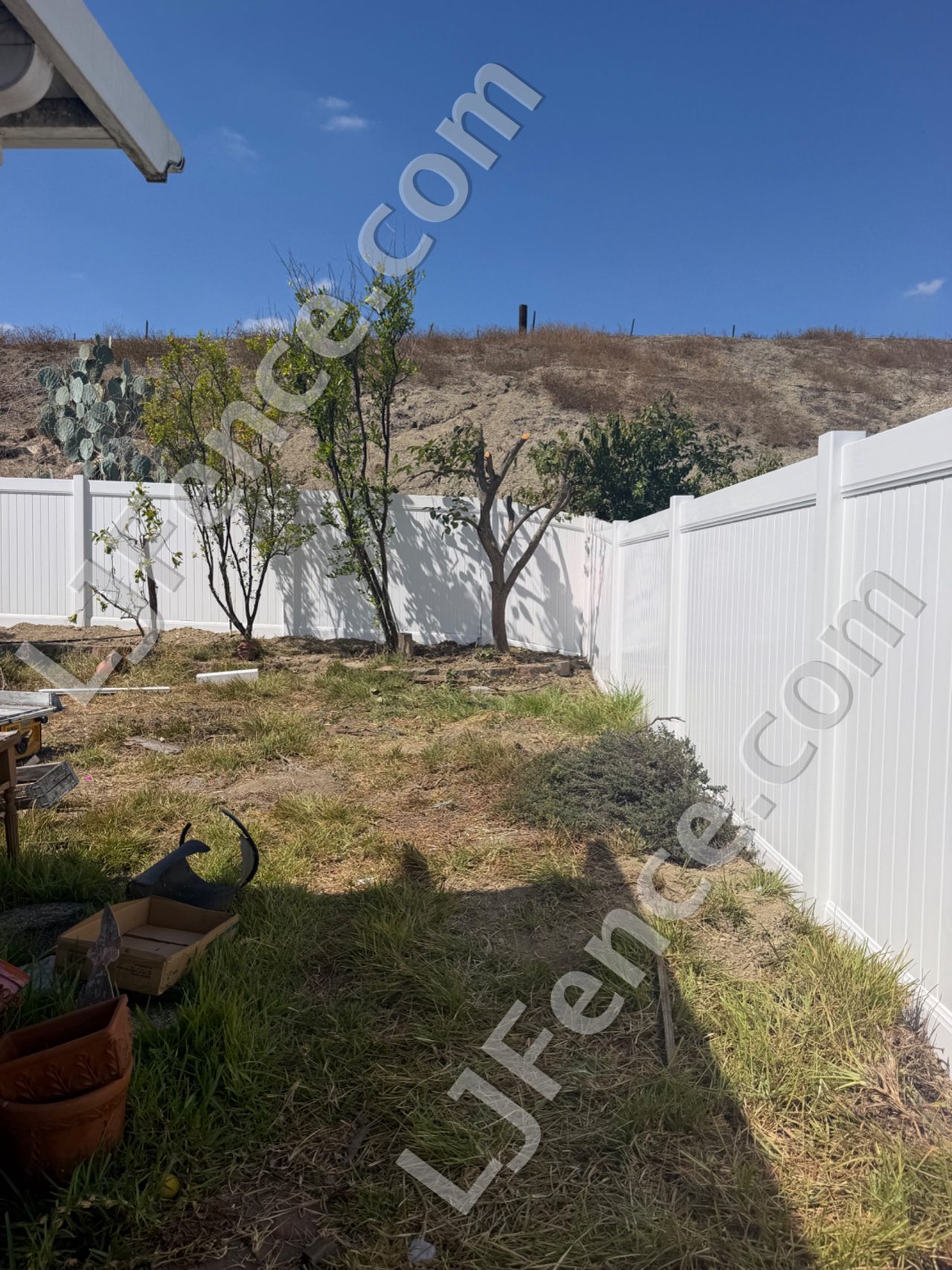 6FT White Vinyl Privacy Fence