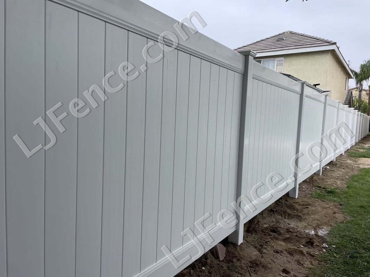 6FT White Vinyl Privacy Fence