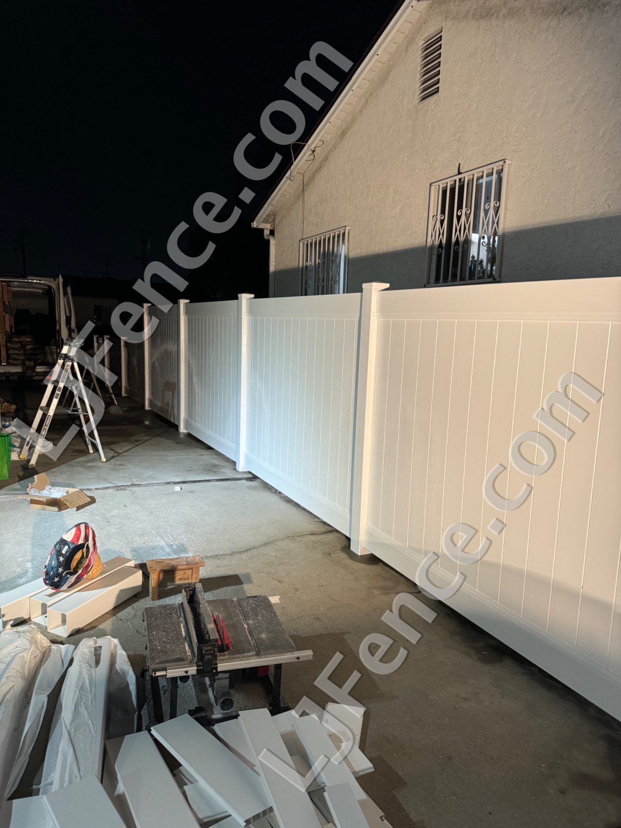 6FT White Vinyl Privacy Fence