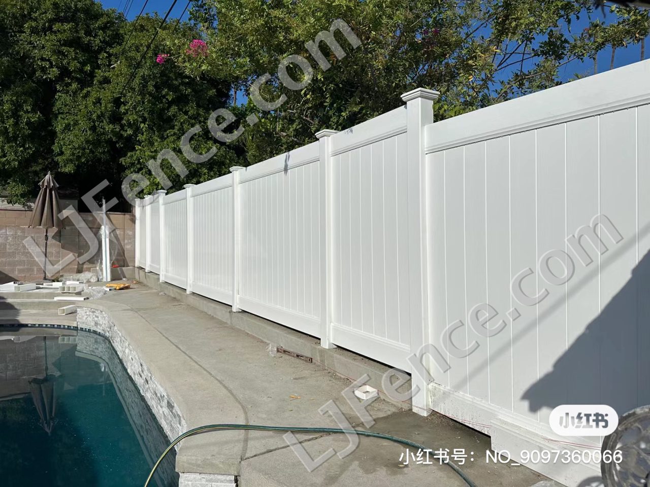 6FT White Vinyl Privacy Fence