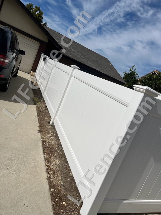 6FT White Vinyl Privacy Fence
