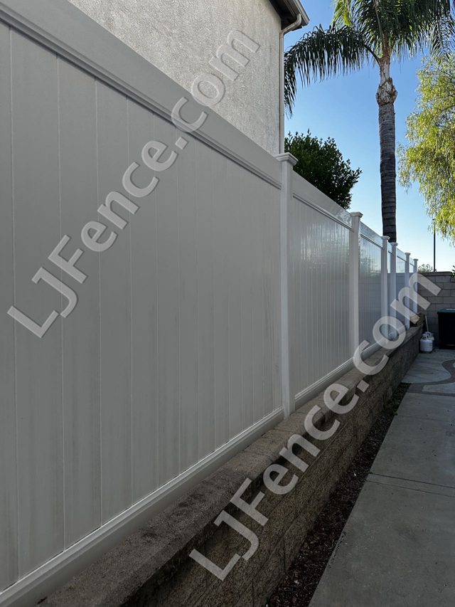 6FT White Vinyl Privacy Fence