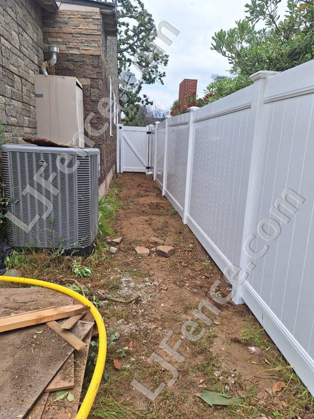 6FT White Vinyl Privacy Fence