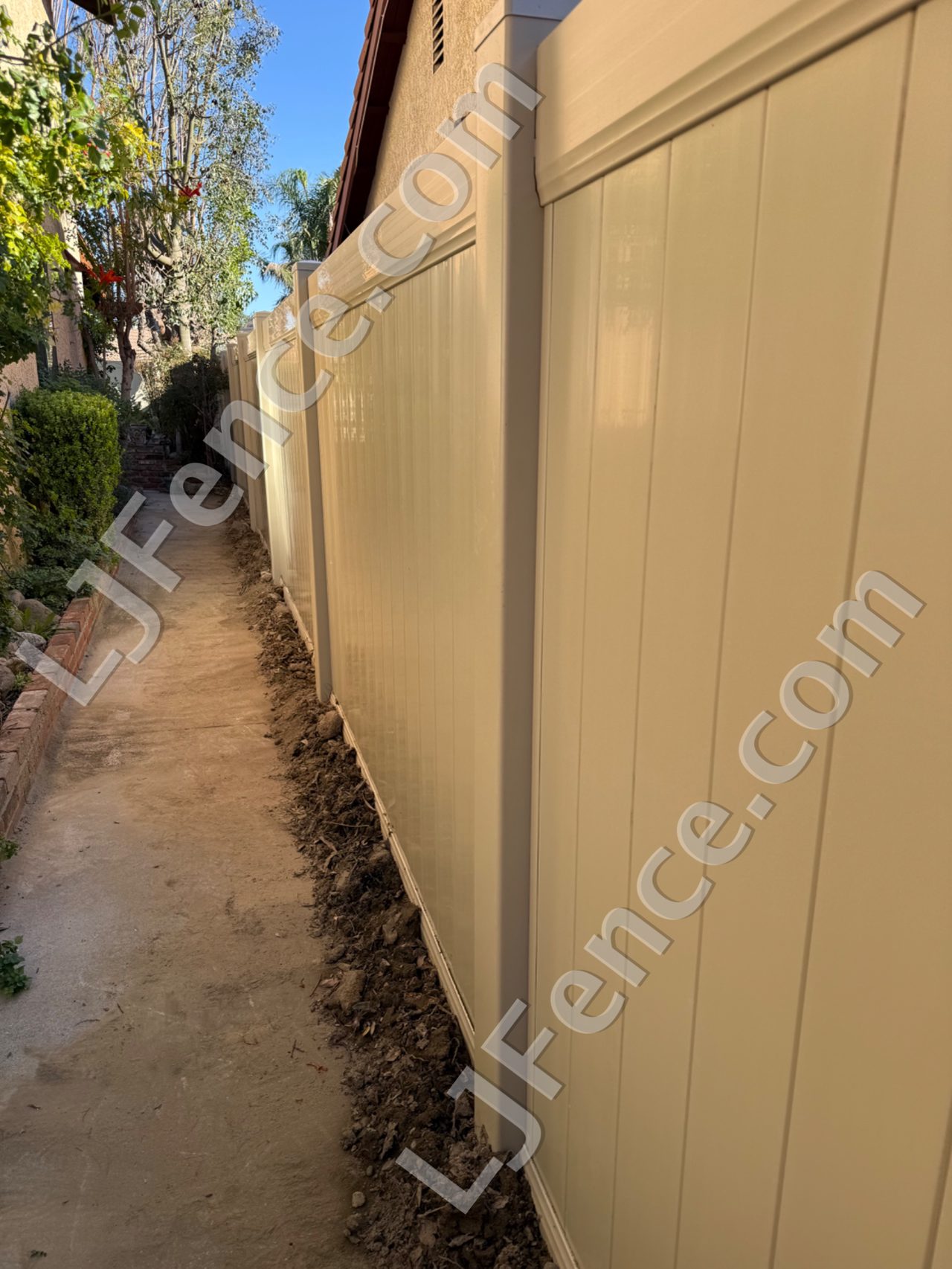 6FT Tan Vinyl Privacy Fence