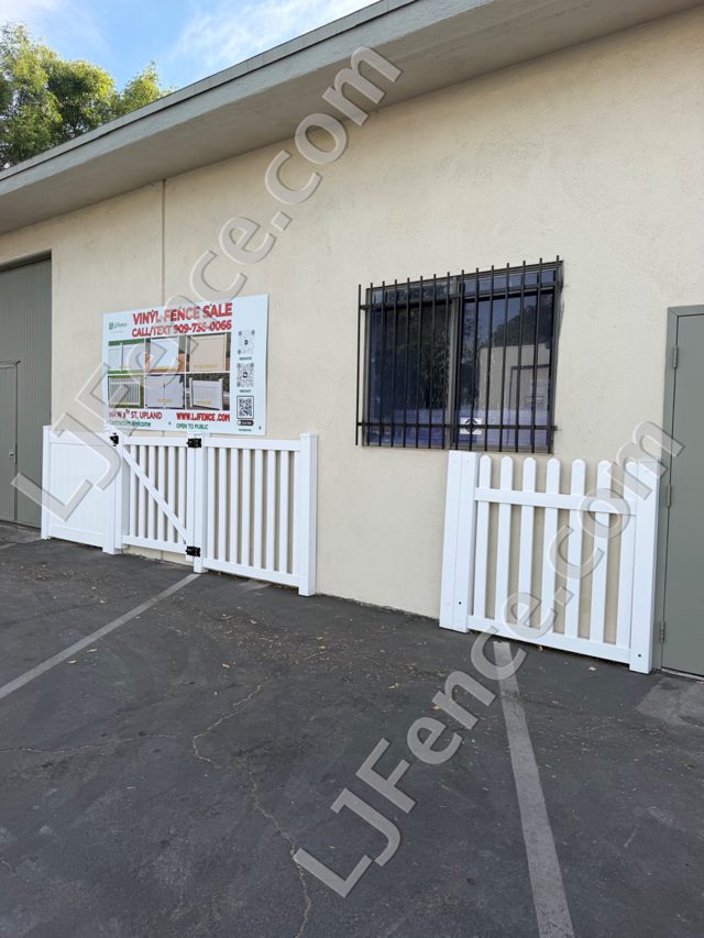 4FT White Open Picket Fence