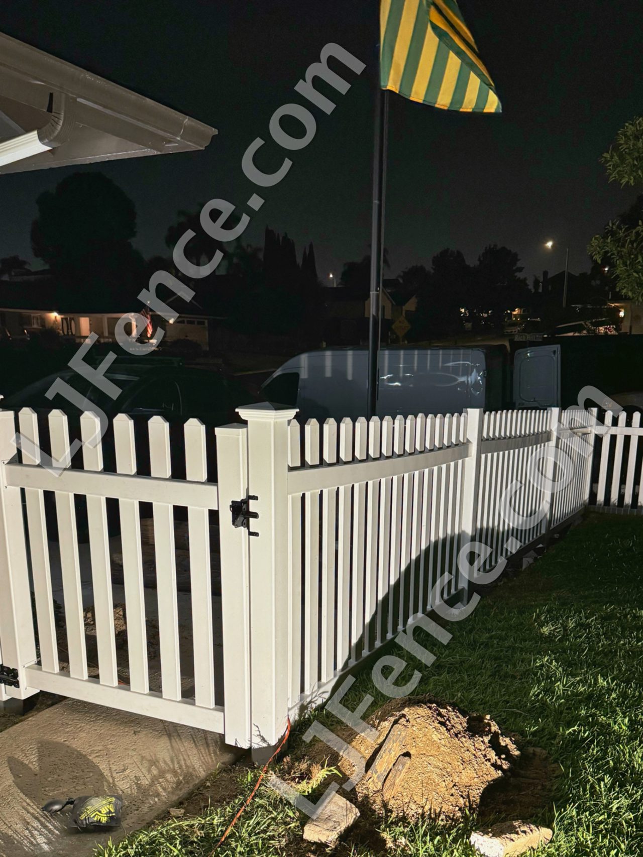 4FT White Open Picket Fence