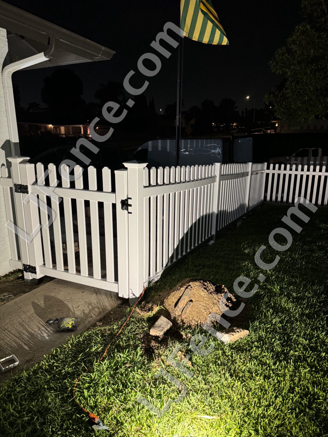 4FT White Open Picket Fence