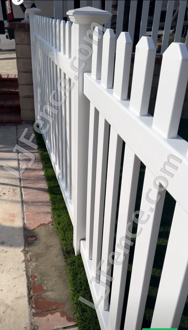 4FT White Open Picket Fence