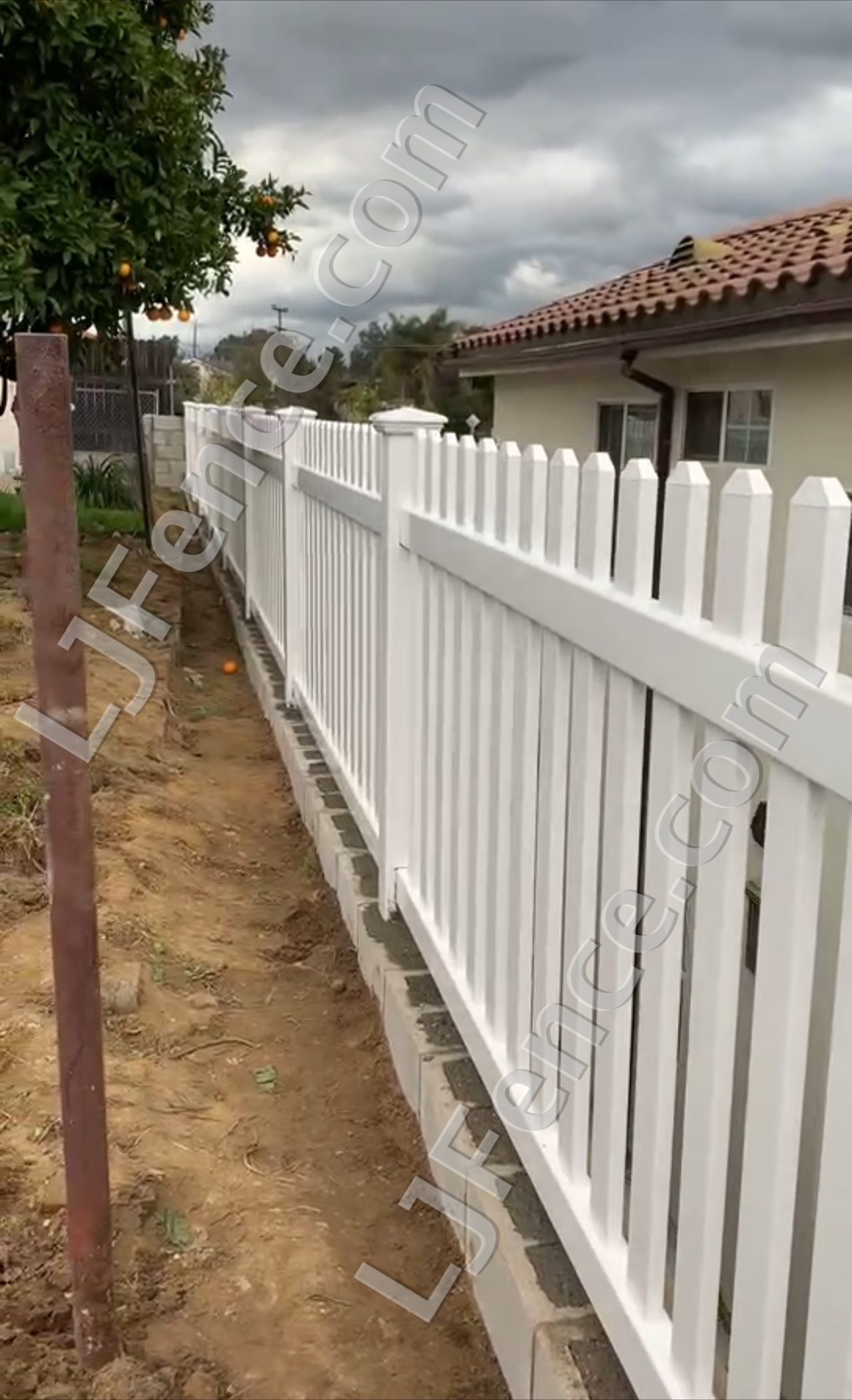 4FT White Open Picket Fence