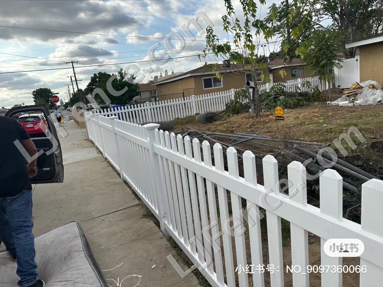 4FT White Open Picket Fence